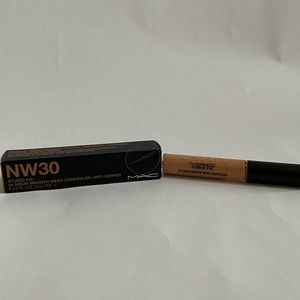 MAC - Studio fix - 24-hour smooth wear concealer - NW30